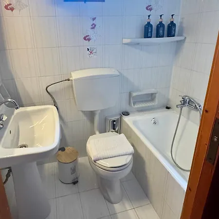 Gradakia 2 Nyaraló *